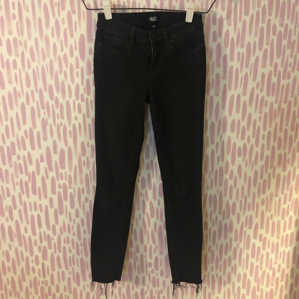 ⚡️DONATING DEC 1⚡️ PAIGE Verdugo Ankle Jeans size 25(0) Black Mid-Rise